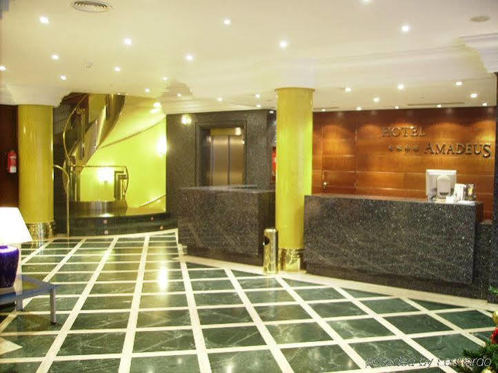 Hotel Amadeus Valladolid Inreriör bild