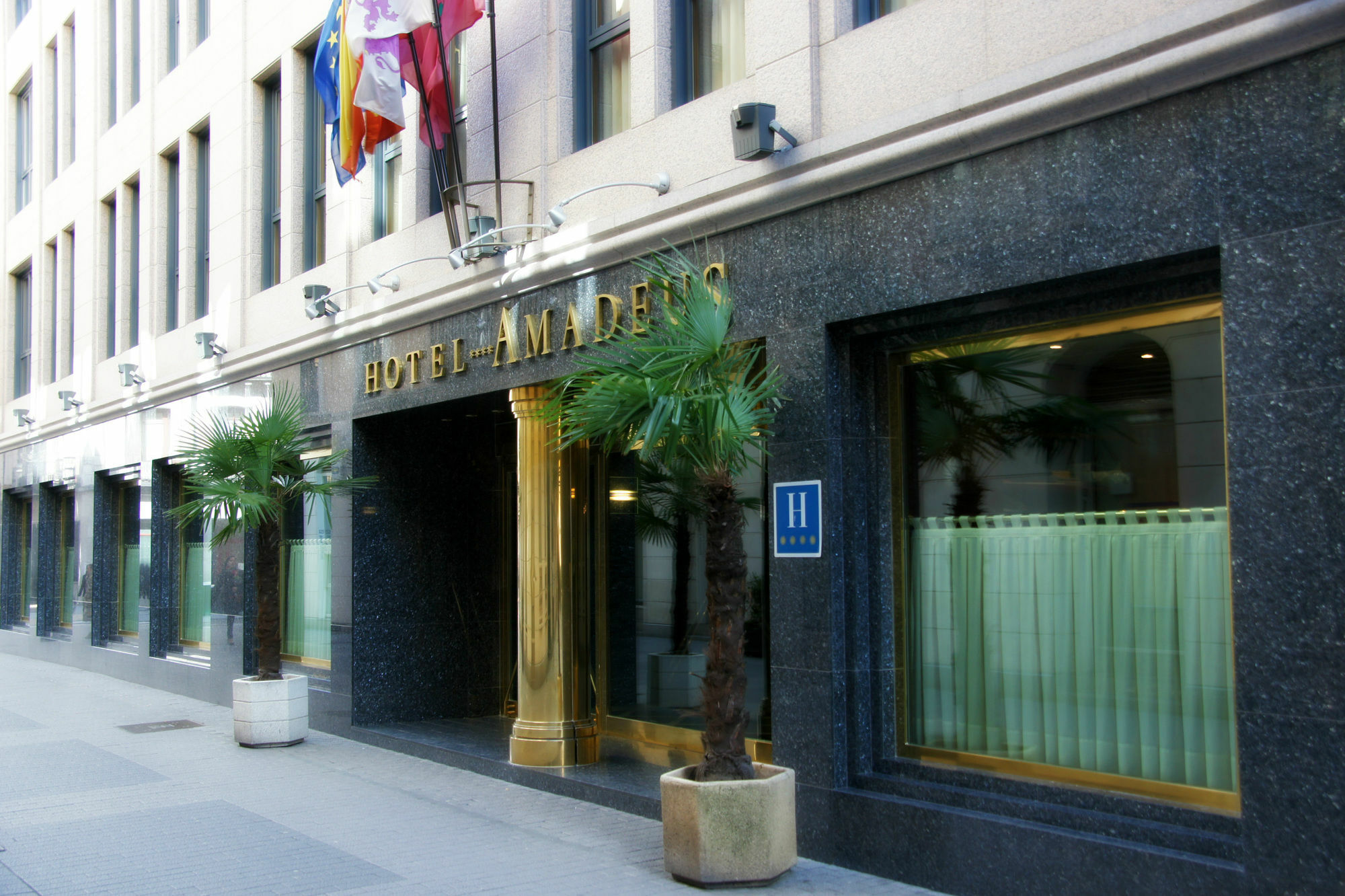 Hotel Amadeus Valladolid Exteriör bild